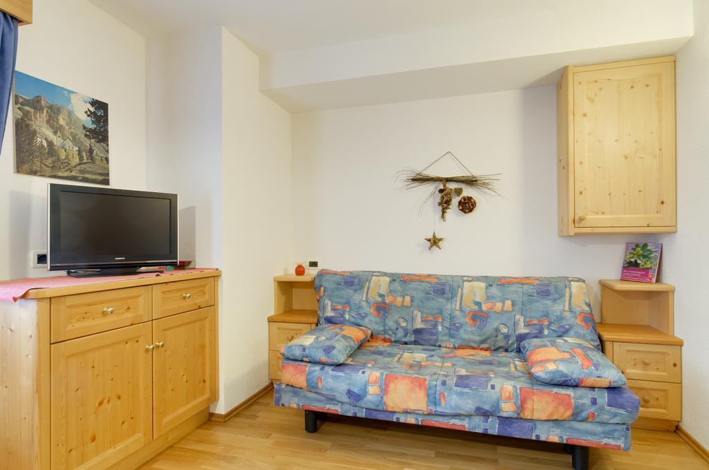 Ciasa Lisuera Apartman Badia Kültér fotó