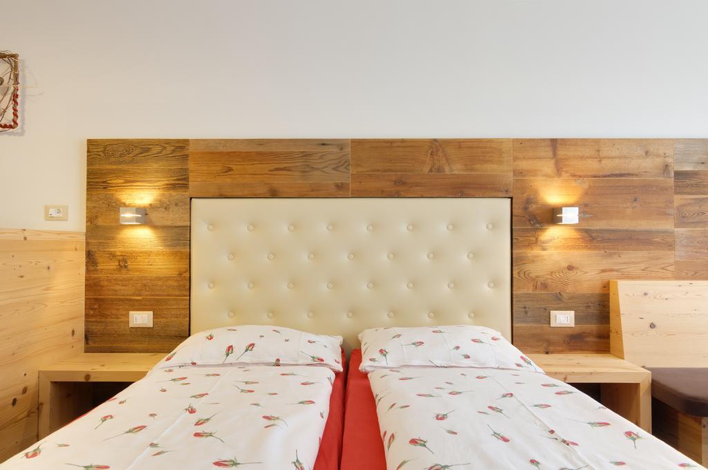 Ciasa Lisuera Apartman Badia Kültér fotó